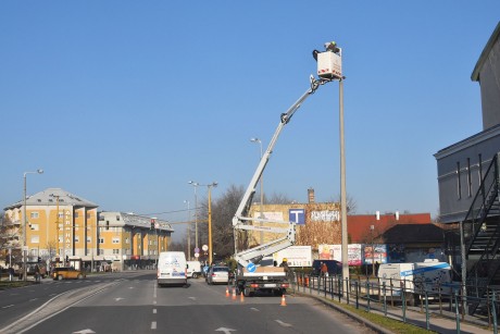 Közvilágítás korszerűsítés Székesfehérváron - 731 lámpatestet cserélünk decemberben